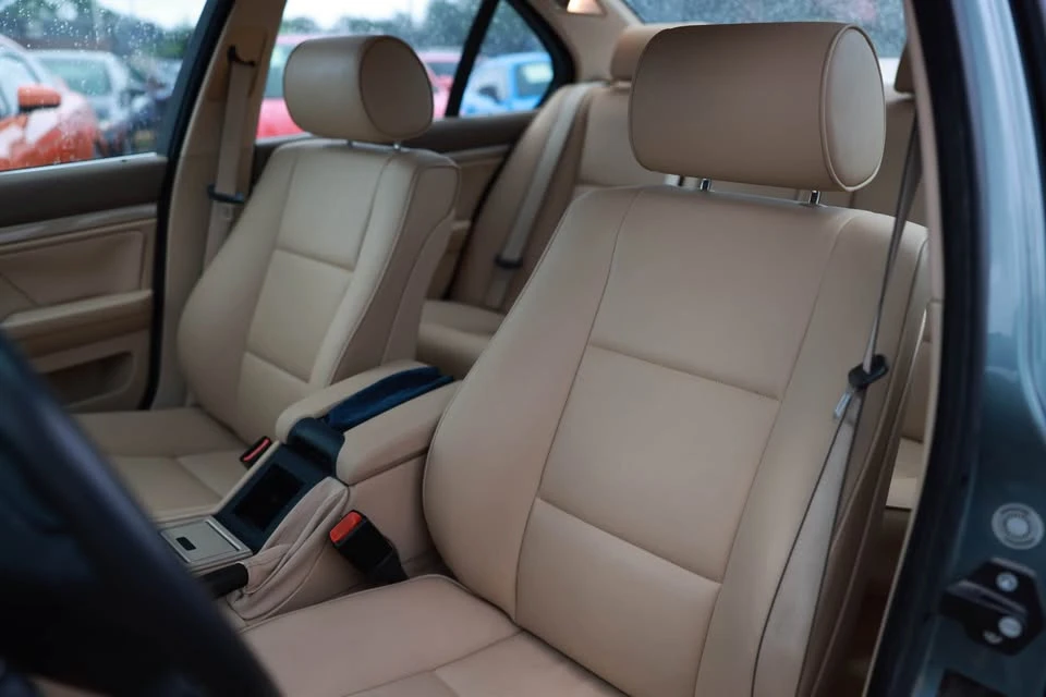 2001 BMW E39 5 Series - Image 9 of 20