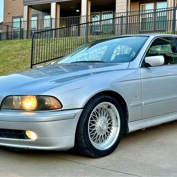 2001 BMW 5 Series 525i Sedan