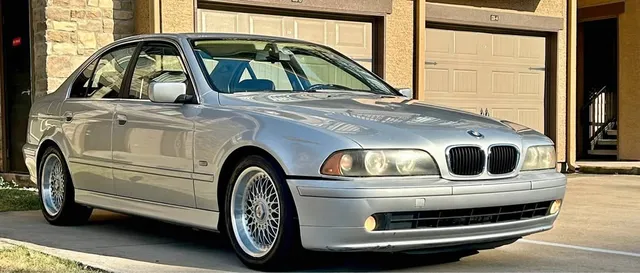 2001 BMW 5 Series 525i Sedan 4D
