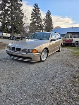 2001 BMW 525i Touring Wagon