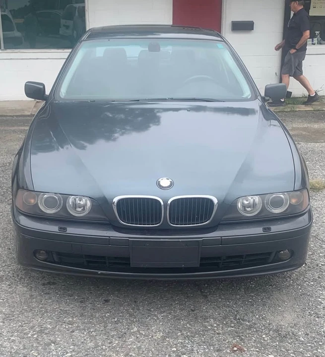 2001 BMW E39 5 Series - Image 2 of 3