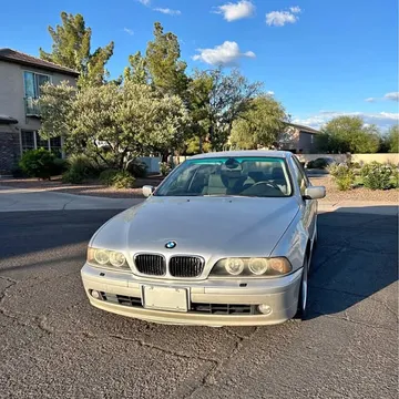 2001 BMW 530i Sedan