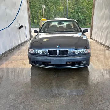 2001 BMW 5 Series 530i Sedan