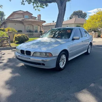 2001 BMW 5 Series 530i Sedan