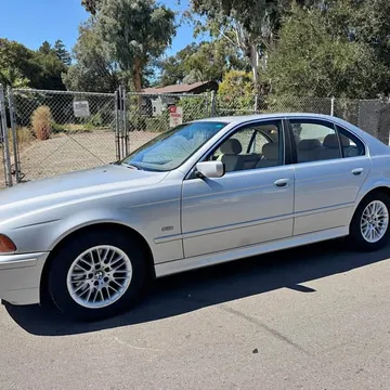 2001 BMW 5 Series 530i Sedan 4D