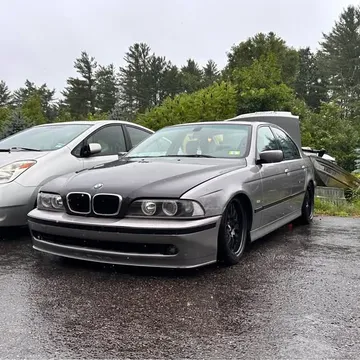 2001 BMW 5 Series 530i Sedan
