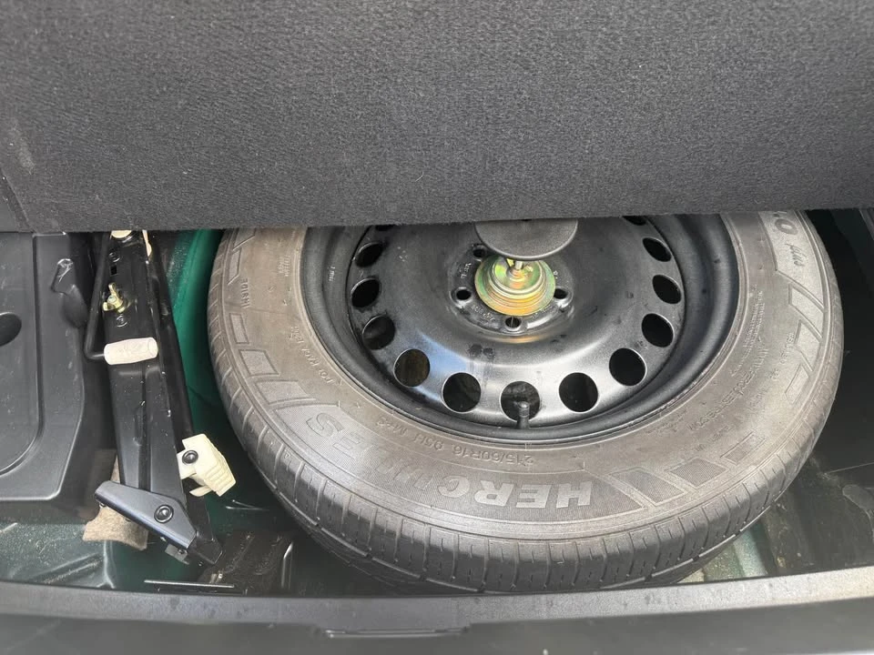 2001 BMW E39 5 Series - Image 13 of 15