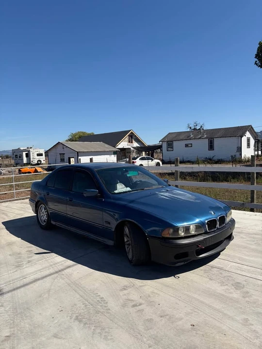 2001 BMW E39 5 Series - Image 2 of 10