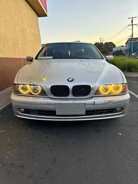 2001 BMW 5 Series 530i Sedan 4D