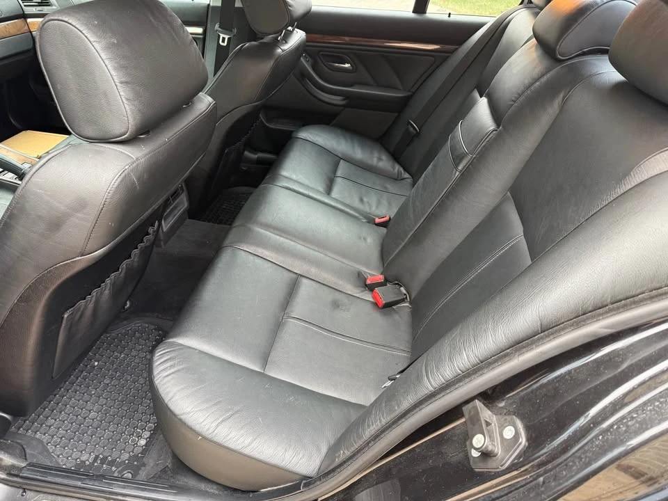 2001 BMW E39 540i - Image 11 of 20