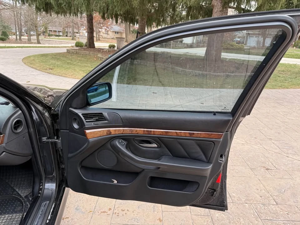 2001 BMW E39 540i - Image 15 of 20