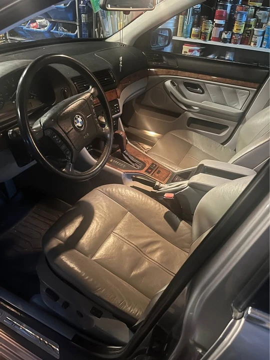 2001 BMW E39 540i - Image 5 of 6