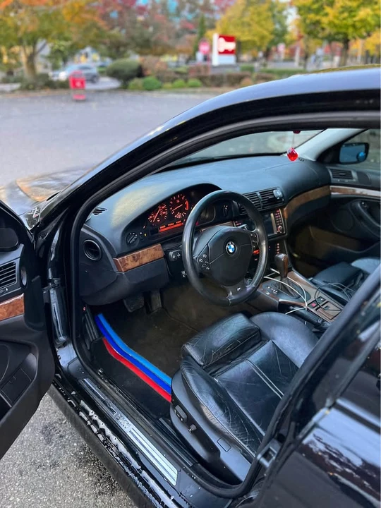 2001 BMW E39 540i - Image 7 of 9