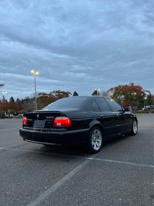 2001 BMW E39 540i - Image 4 of 9