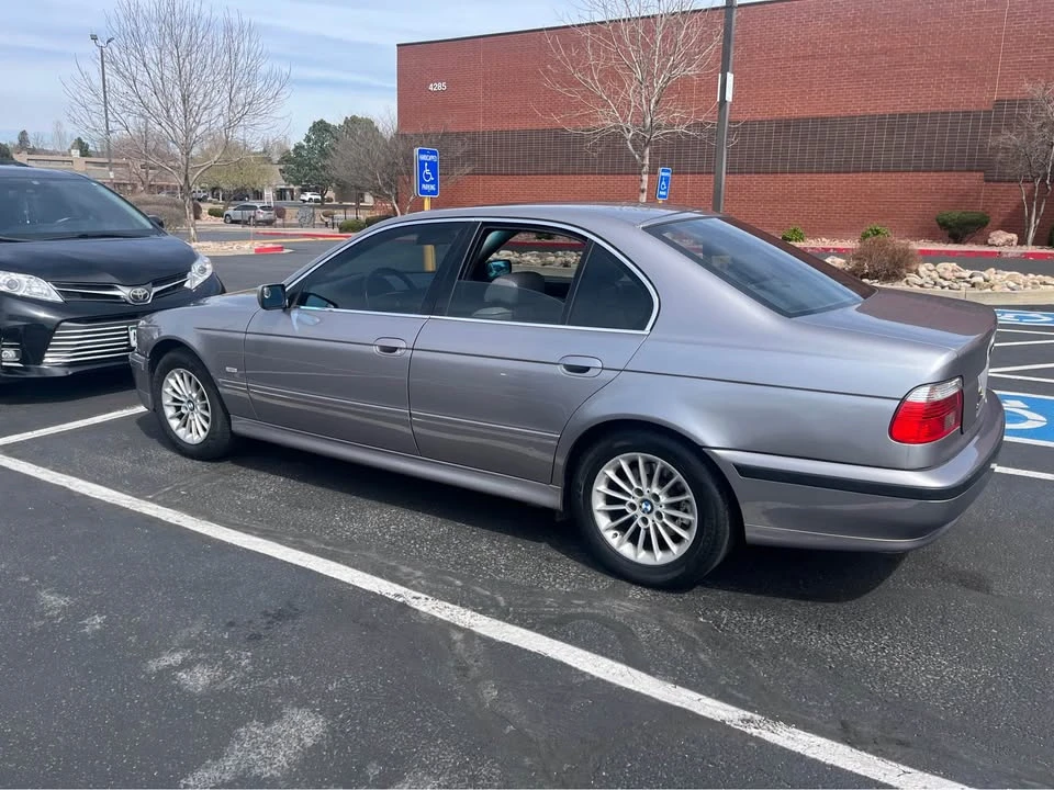 2001 BMW E39 540i - Image 2 of 6