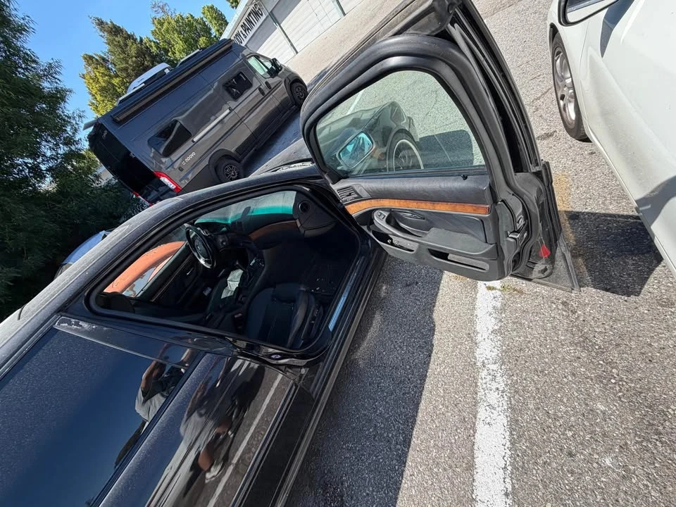 2001 BMW E39 540i - Image 17 of 18
