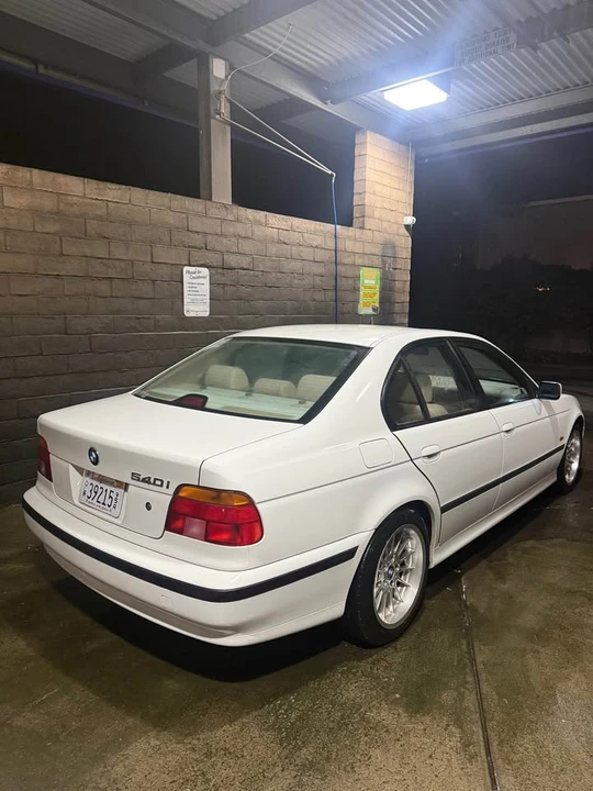 2001 BMW E39 540i - Image 2 of 17