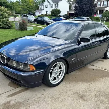 2001 BMW 5 Series 540i Sedan 4D