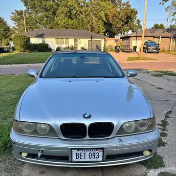 2001 BMW 5 Series 540i Sedan 4D