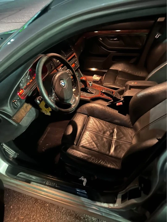 2001 BMW E39 540i - Image 10 of 11