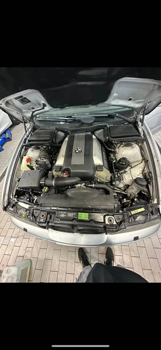 2001 BMW E39 540i - Image 3 of 11