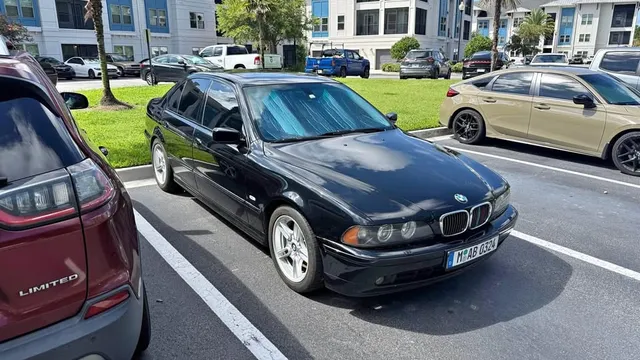 2001 BMW 5 Series 540i Sedan 4D