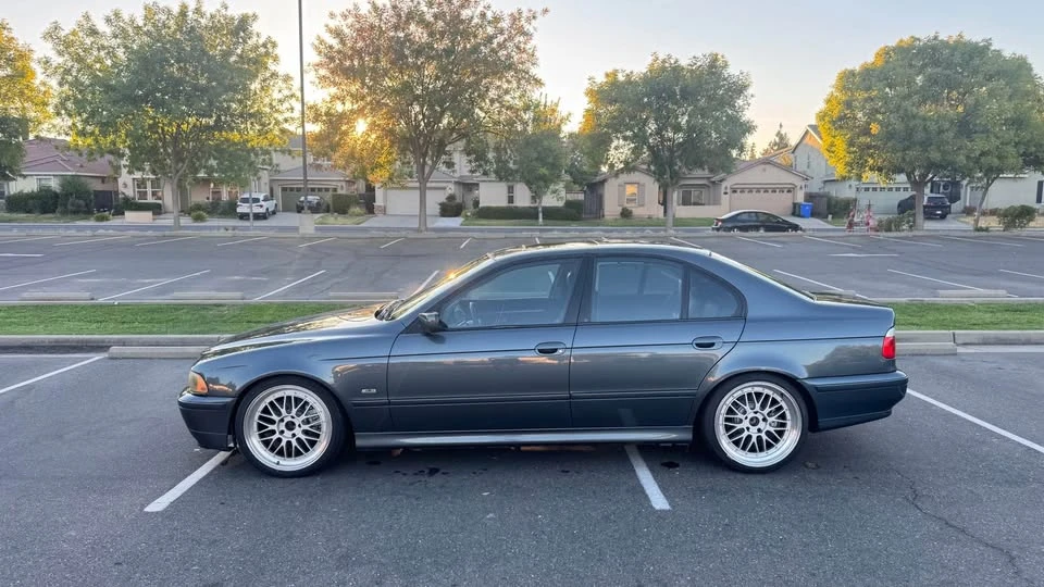 2001 BMW E39 540i - Image 5 of 10
