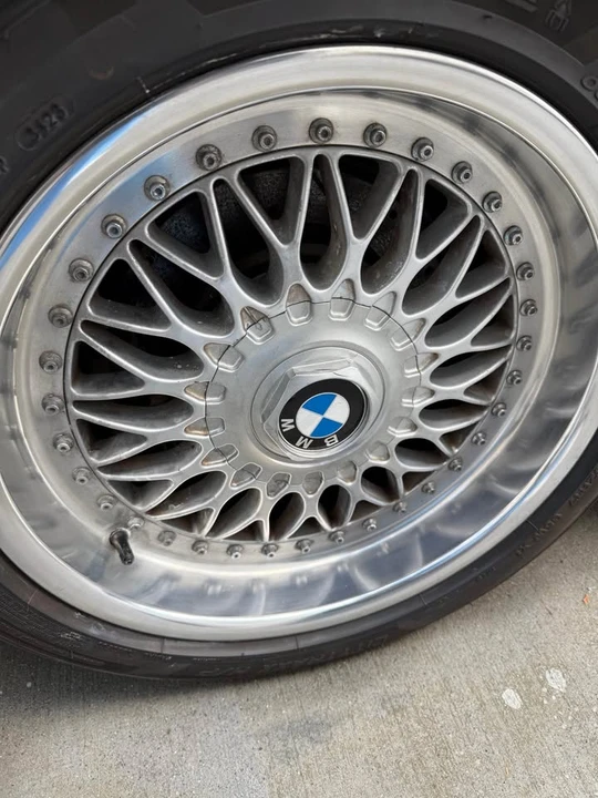 2001 BMW E39 540i - Image 6 of 6