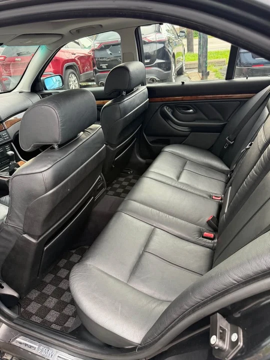 2001 BMW E39 540i - Image 12 of 17