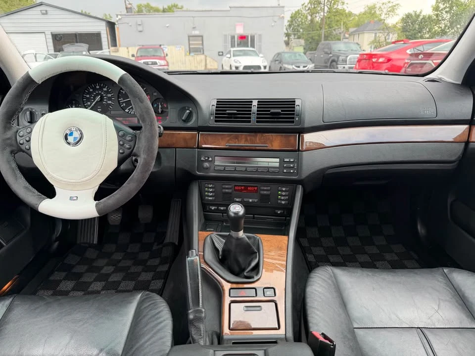 2001 BMW E39 540i - Image 17 of 17