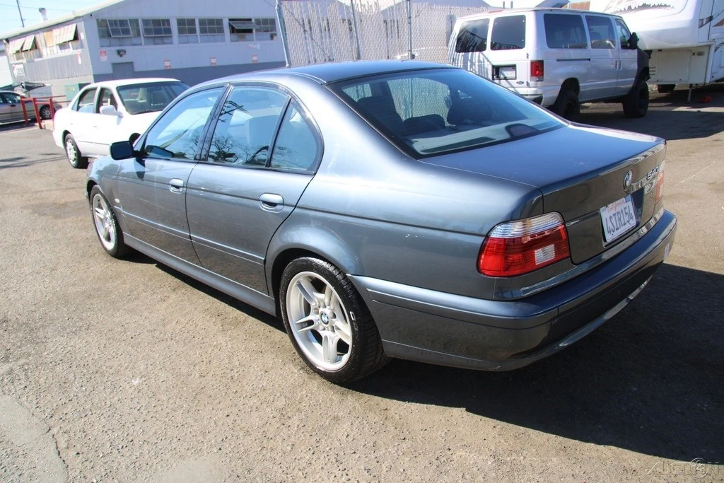 2001 BMW E39 540i - Image 5 of 21