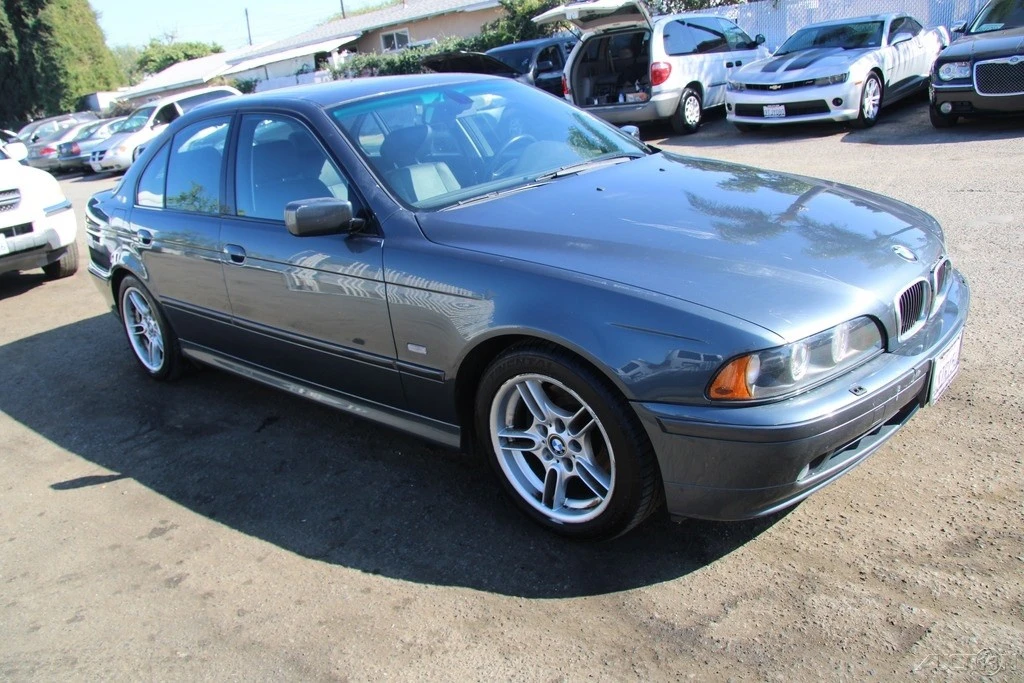 2001 BMW E39 540i - Image 10 of 21
