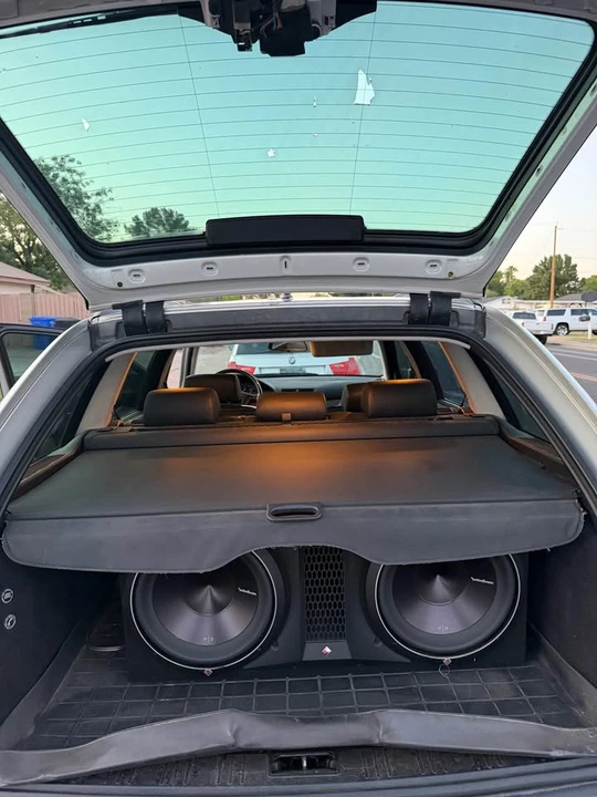 2001 BMW E39 540i - Image 6 of 10