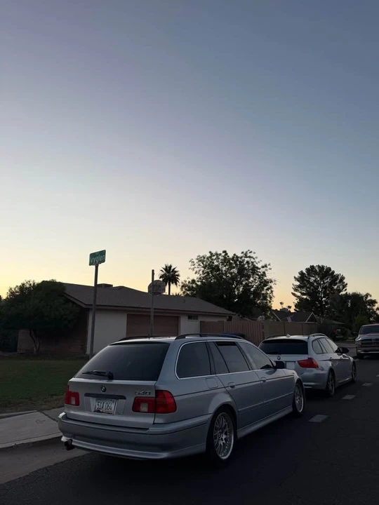 2001 BMW E39 540i - Image 9 of 10