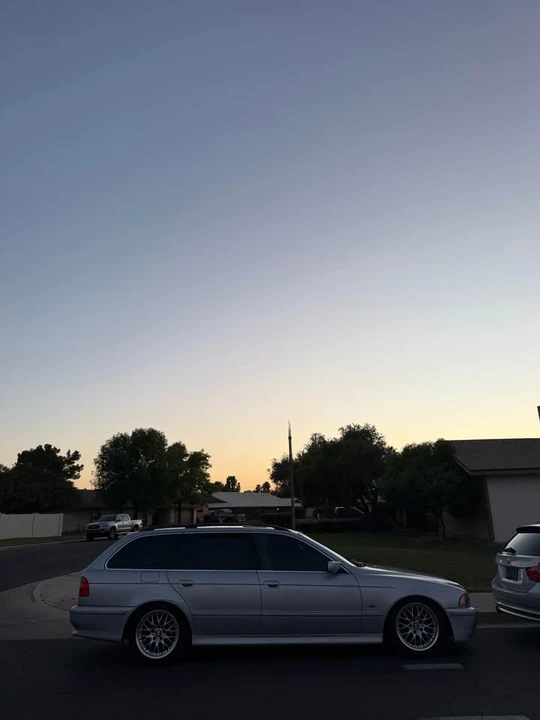 2001 BMW E39 540i - Image 10 of 10