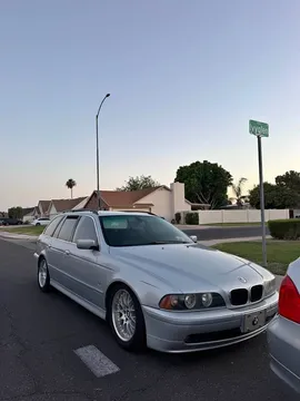 2001 BMW 5 Series 540iT Wagon 4D