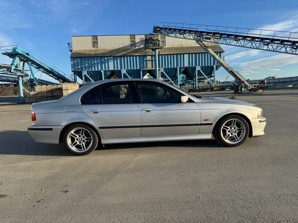 2001 BMW E39 5 Series - Image 3 of 8