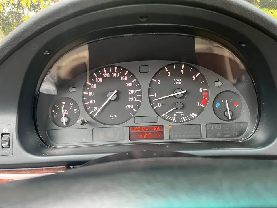 2001 BMW E39 5 Series - Image 7 of 15