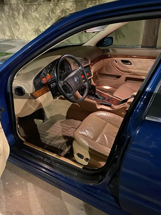 2001 BMW E39 5 Series - Image 3 of 5