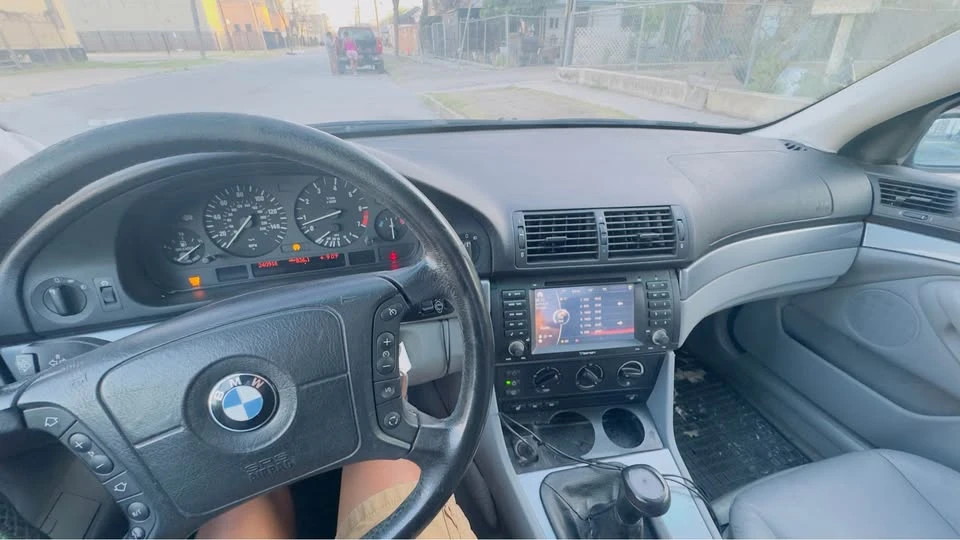 2001 BMW E39 5 Series - Image 6 of 11