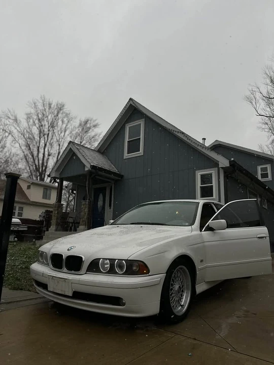 2001 BMW E39 5 Series - Image 2 of 7