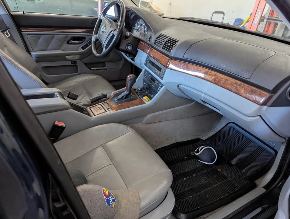 2001 BMW E39 5 Series - Image 6 of 6