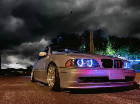 2001 BMW 525i Sedan