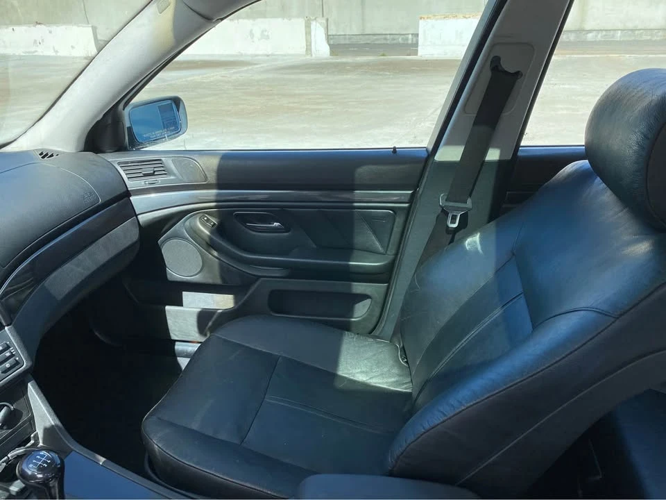 2001 BMW E39 5 Series - Image 10 of 16