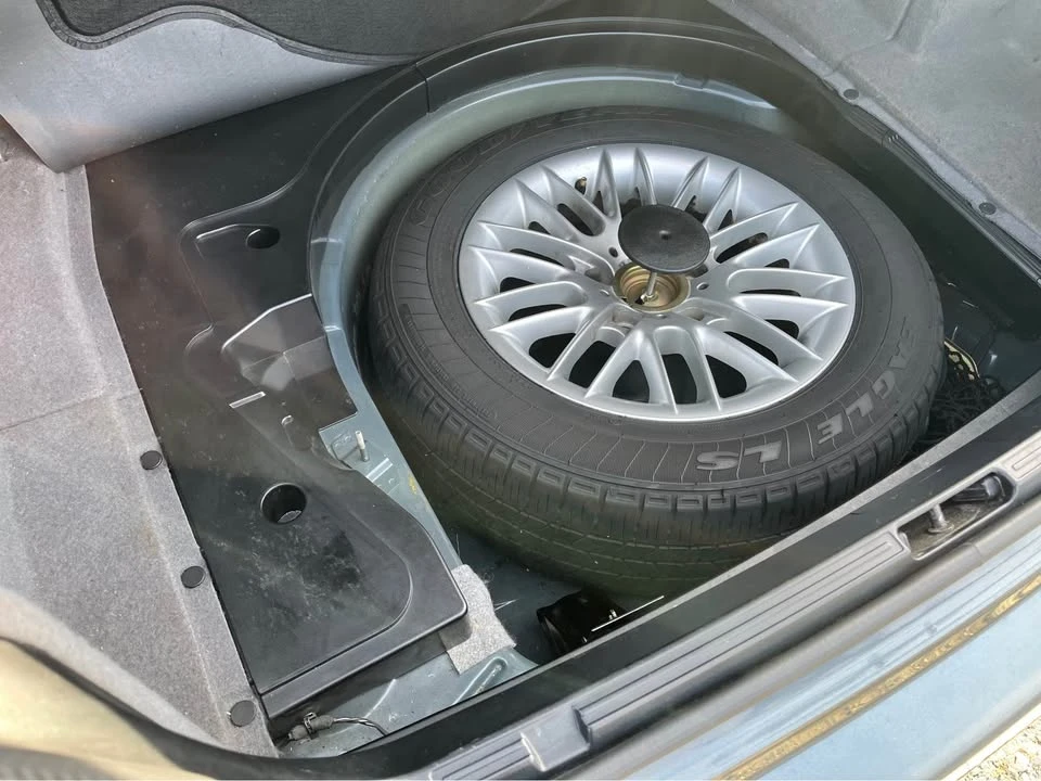 2001 BMW E39 5 Series - Image 16 of 19