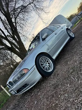 2001 BMW 5 Series 530i Sedan