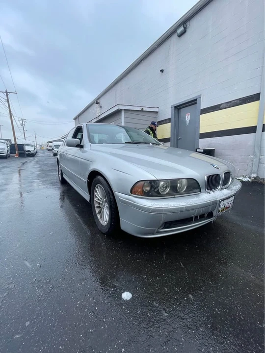 2001 BMW E39 540i - Image 3 of 6