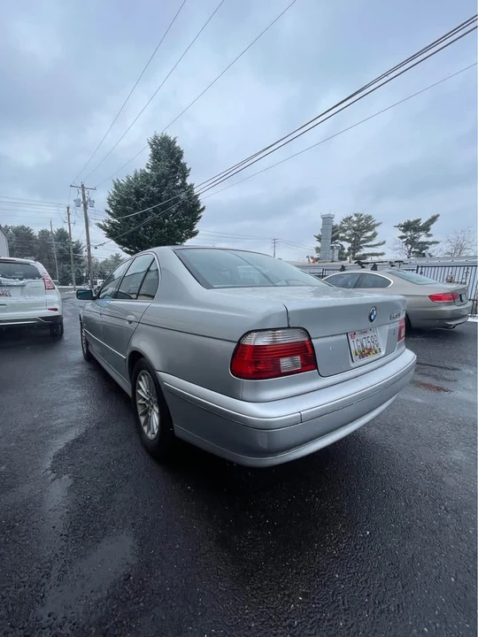 2001 BMW E39 540i - Image 2 of 6