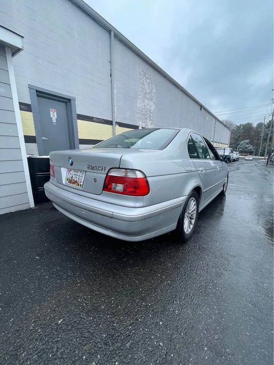 2001 BMW E39 540i - Image 4 of 6
