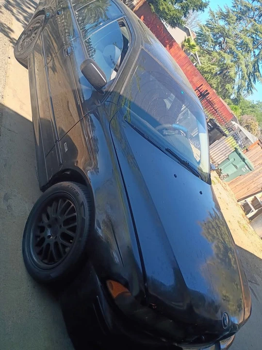 2001 BMW E39 540i - Image 3 of 8